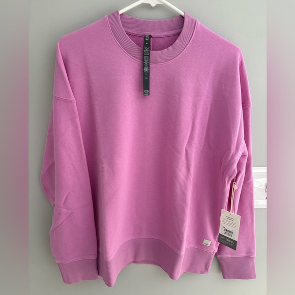 NWT Vuori Sedona Weekender Crew - Azalea Pink RARE - Picture 2 of 7